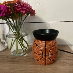 SCENTSY basketball BRAND NEW